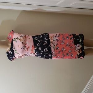 Vince Camuto pink black and coral orange floral dress. Midi, Knee-length.8